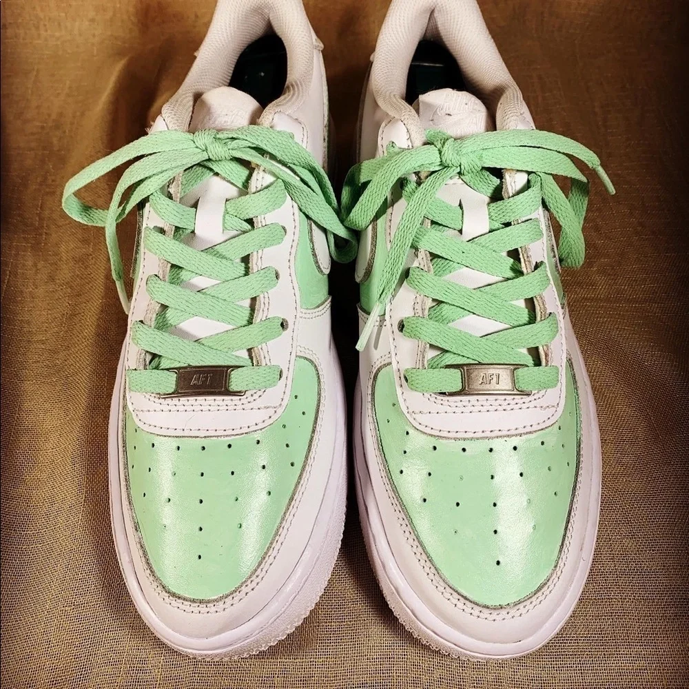 Air Force 1 Custom Mint Sneakers